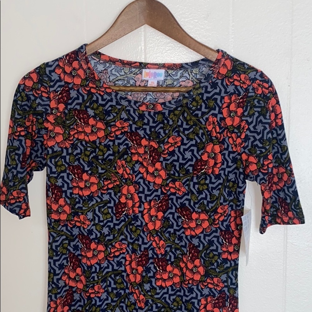 NWT LuLaRoe Julia Dress Floral Multicolor Design Size XS - Picture 3 of 8